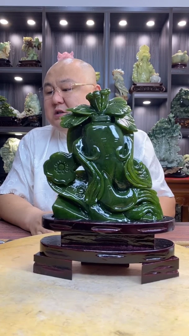 玉宸**膏 玉岫岩料手工雕刻摆件居家装饰送礼一物一图