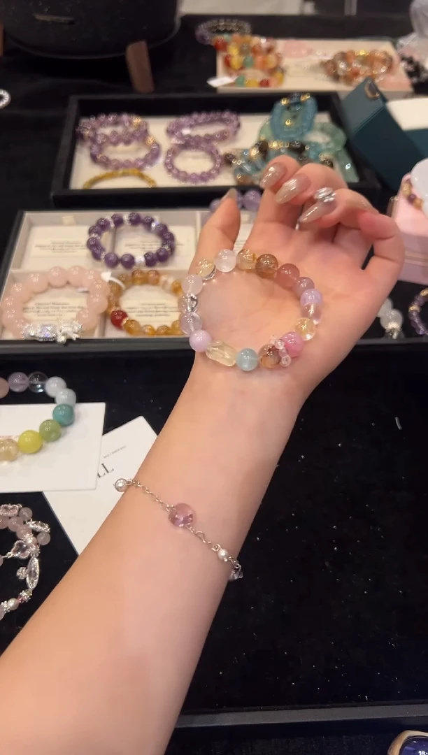 未镶嵌手链水晶多宝设计款手串