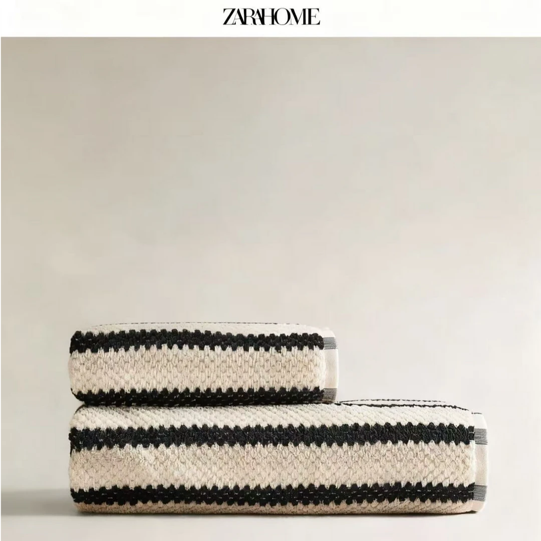 【ZARAHOME】几何图案提花毛巾 全棉家用浴巾 90x150cm