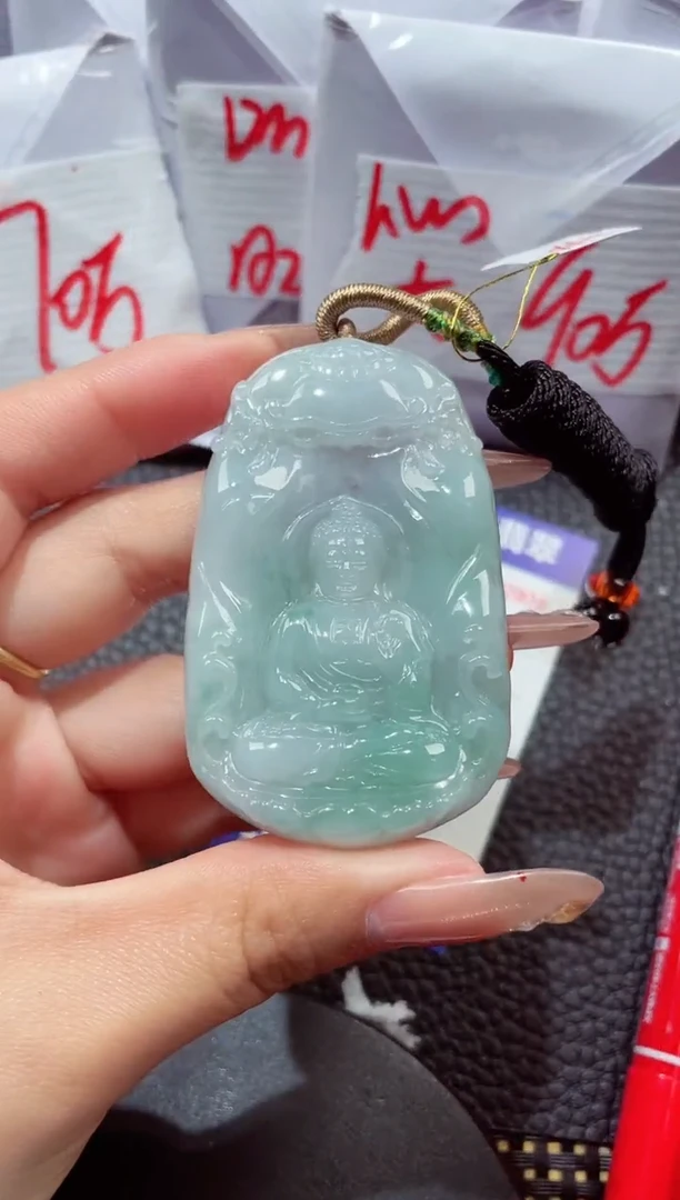 颈饰未镶嵌翡翠20260104