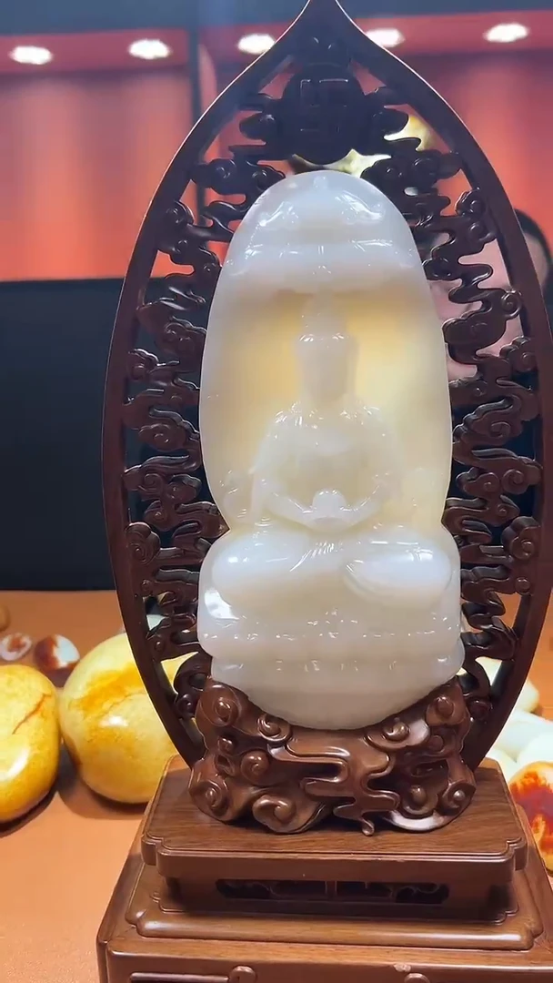 未镶嵌和田玉摆件你***、和田玉