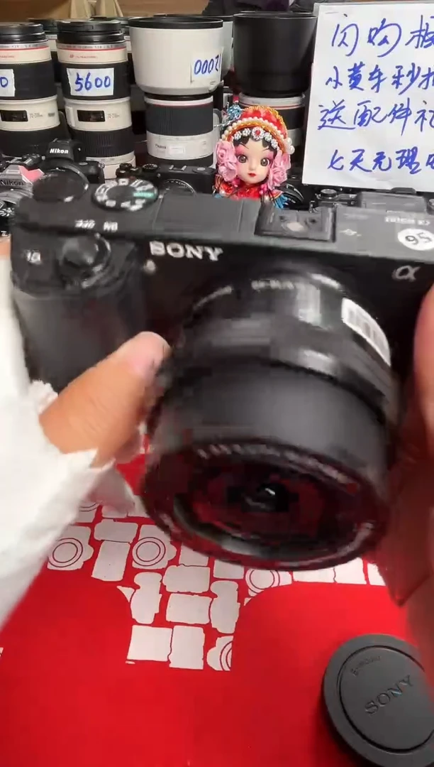 99新a6300+16-50镜头