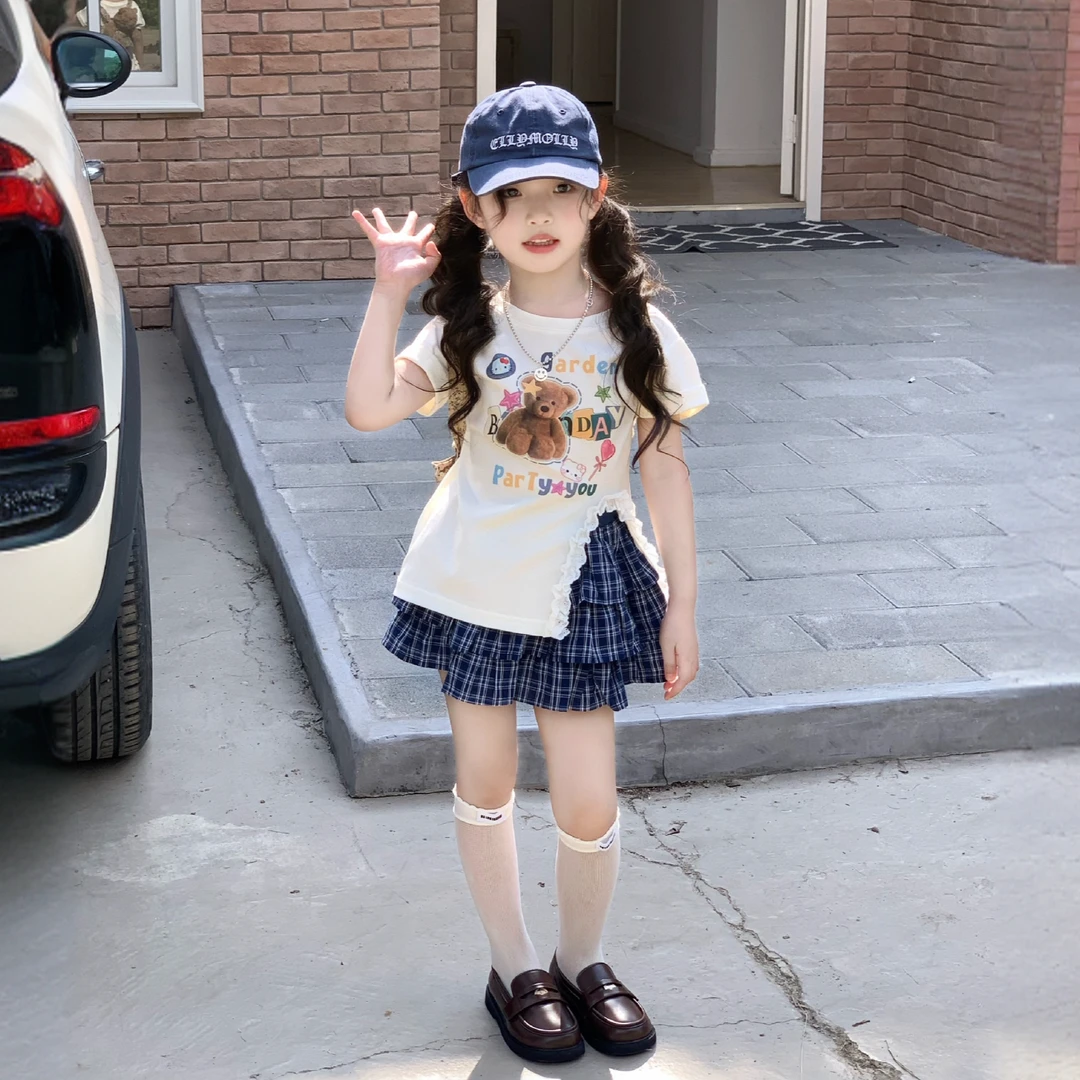 2025夏季新款女童欧若风可爱小熊印花开叉短袖女宝洋气格子百褶裙