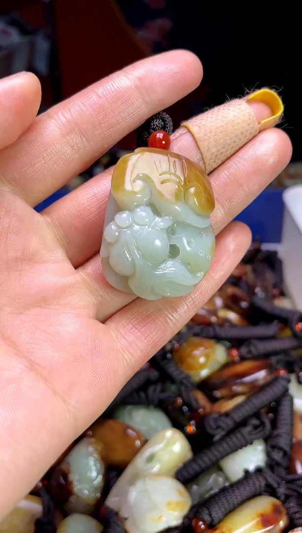 【闪购商品】和田玉颈饰未镶嵌1