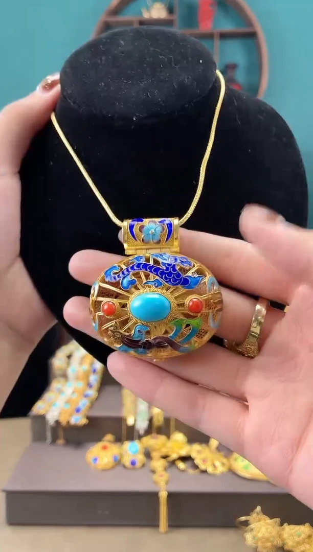 非遗手工花丝镶嵌吊坠香囊