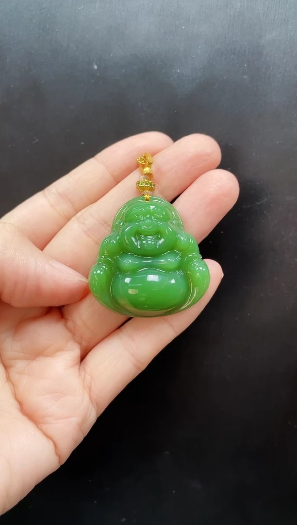 吊坠(赠链)18K金镶嵌和田玉38MM多样性发一