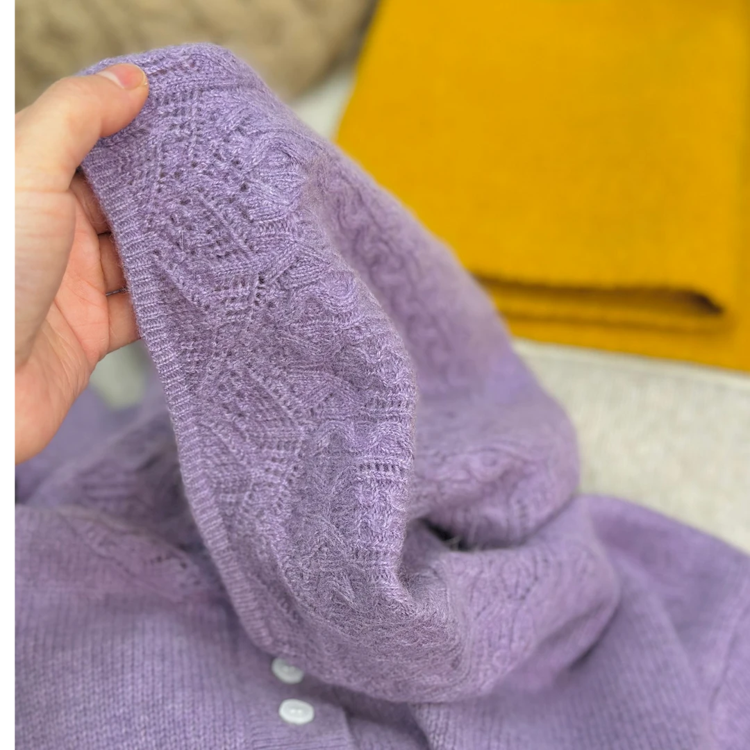 【山有扶苏紫】连帽钩花纽扣套头秋冬叠穿时尚洋气百搭浅紫色保暖