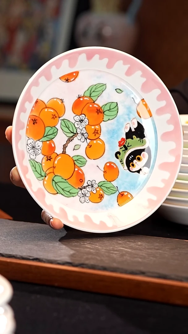 摆件景德镇釉下彩手绘设计师款陶瓷