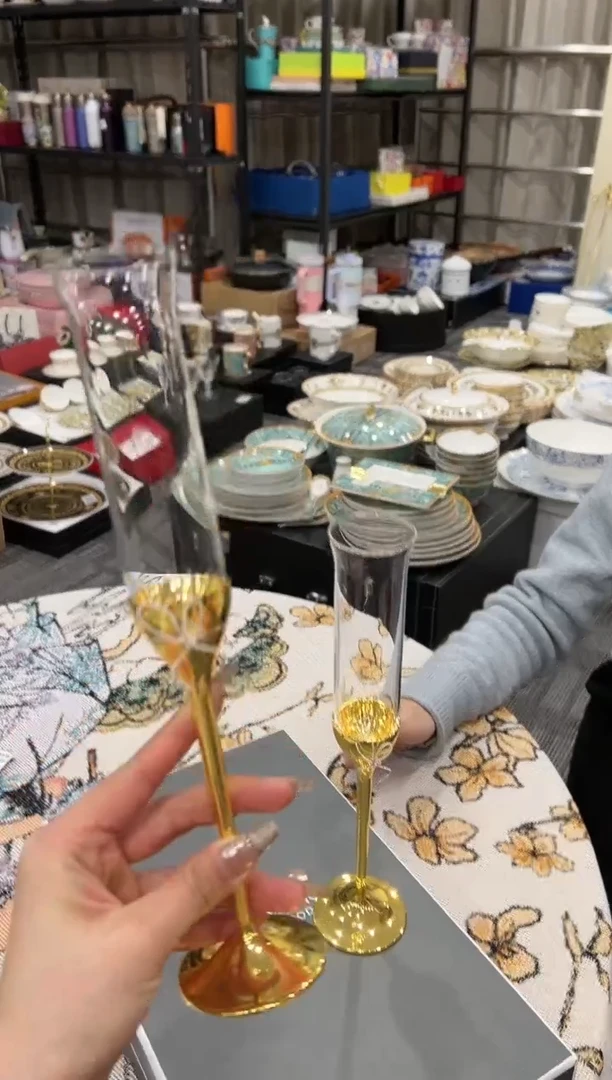 【闪购商品】杯WEDG------------