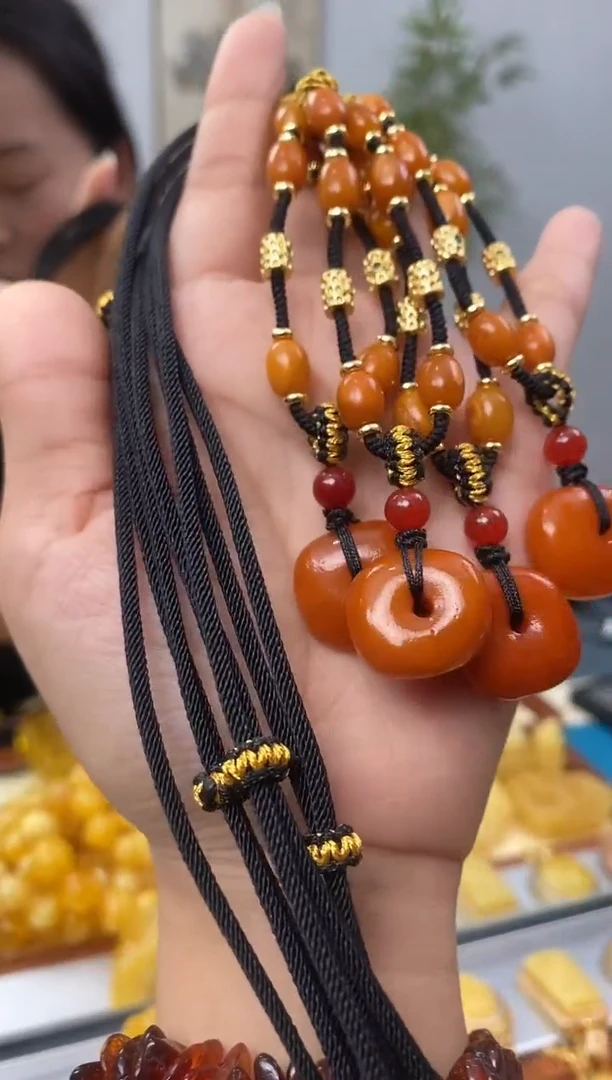 【闪购商品】琥珀裸石未镶嵌天然琥珀蜜蜡吊坠多样性选一