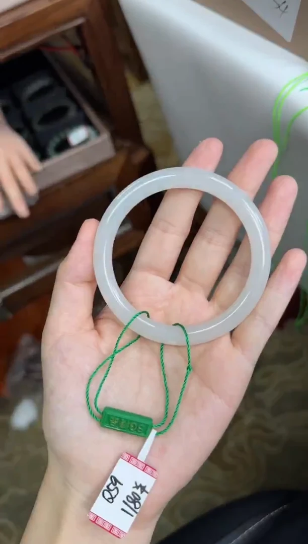 未镶嵌手镯和田玉58