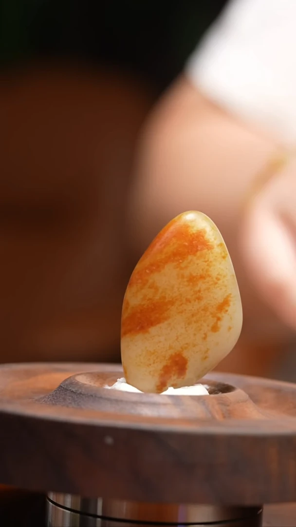 和田玉未镶嵌吊坠(不含链)22.2克和田玉原石