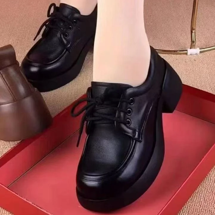 2025春秋新款百搭系带妈妈圆头防滑女士乐福鞋