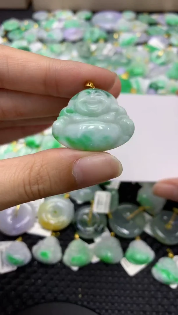 颈饰未镶嵌翡翠天然缅甸翡翠A货