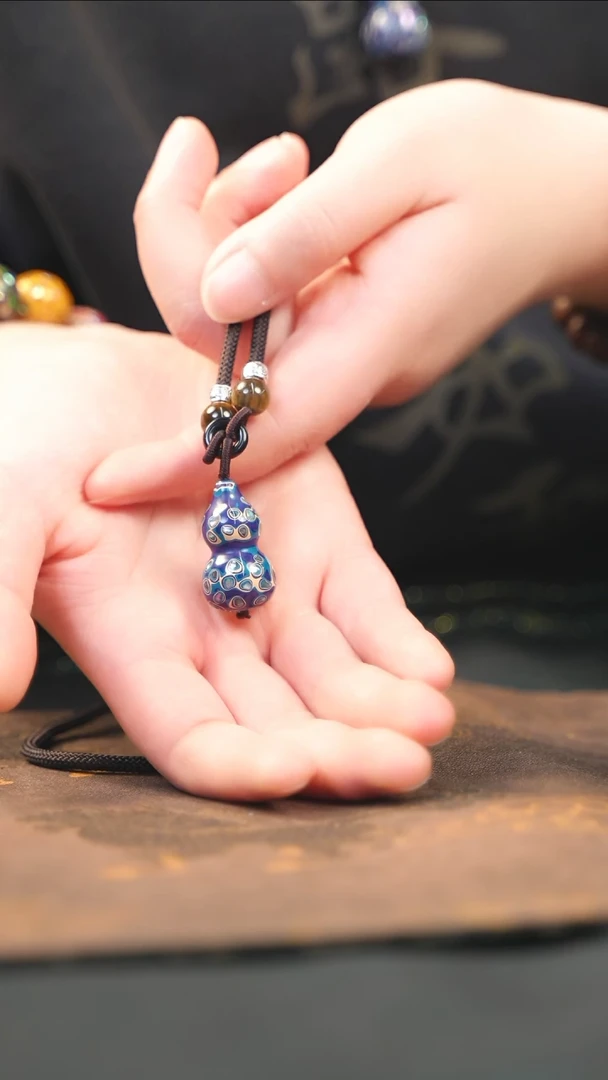 【闪购商品】蓝白大漆紫光檀螺钿小脖挂