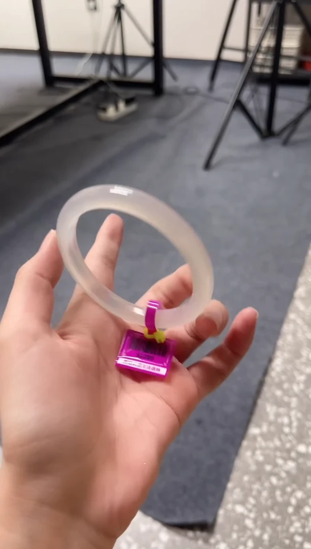 手镯玛瑙/玉髓未镶嵌60圈