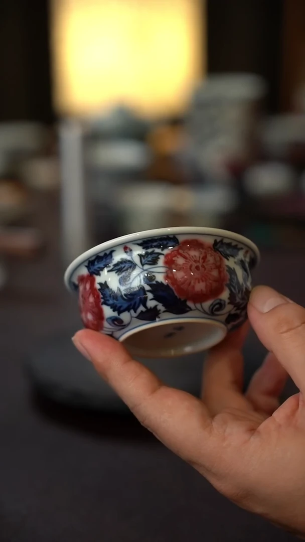 景德镇全手工手绘青花釉里红叶子主人杯