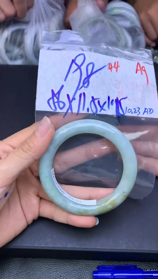 未镶嵌定制翡翠44毛货需精细抛光多样性1件198元