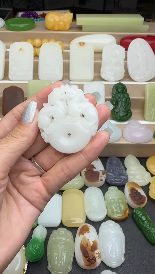 和田玉未镶嵌挂件