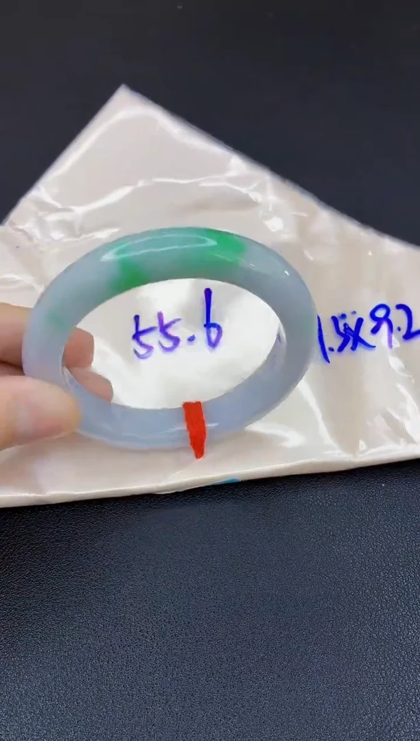 未镶嵌手镯翡翠翡翠手镯