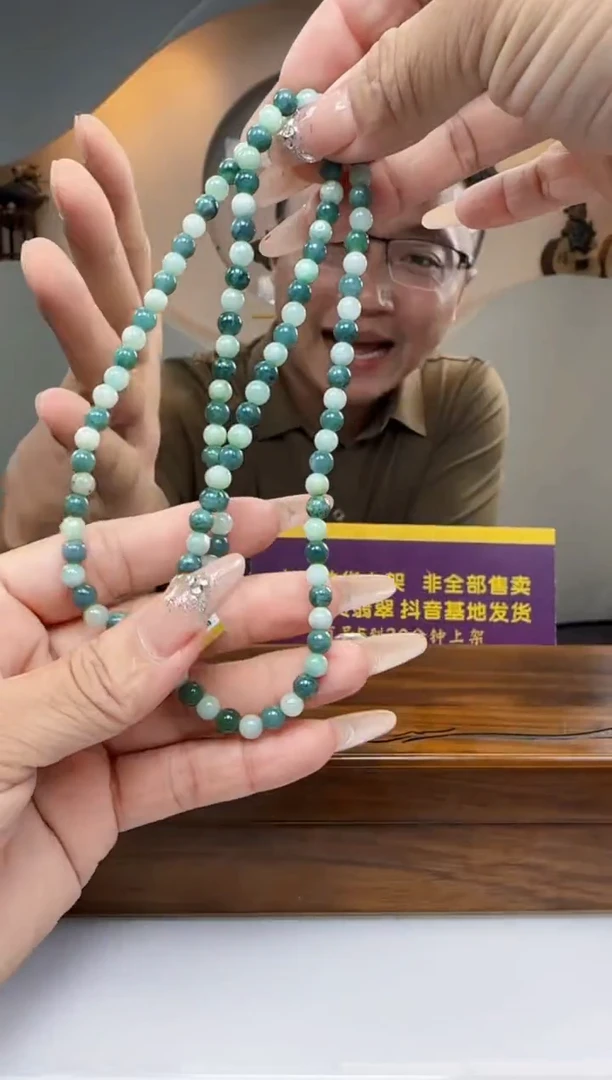 定制翡翠未镶嵌Q21428翡翠（多样性发货其一）