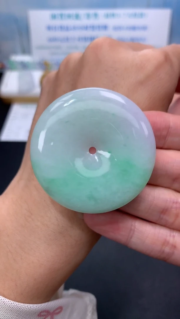 定制翡翠未镶嵌模式推广期48小时鉴赏期