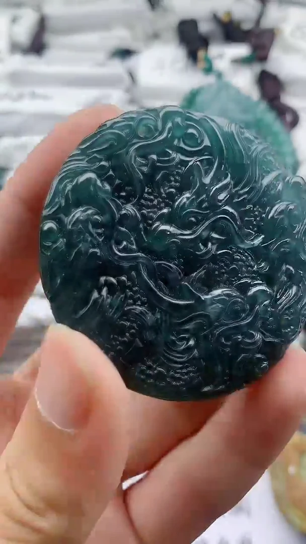 翡翠未镶嵌颈饰555555555555