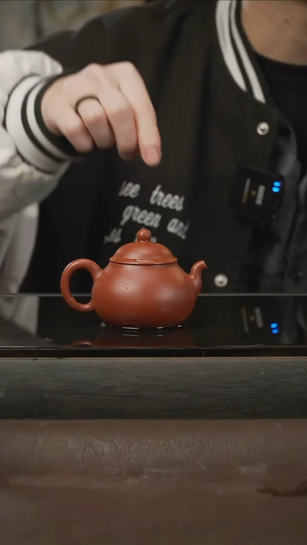 茶壶紫砂笠帽，朱泥，100cc