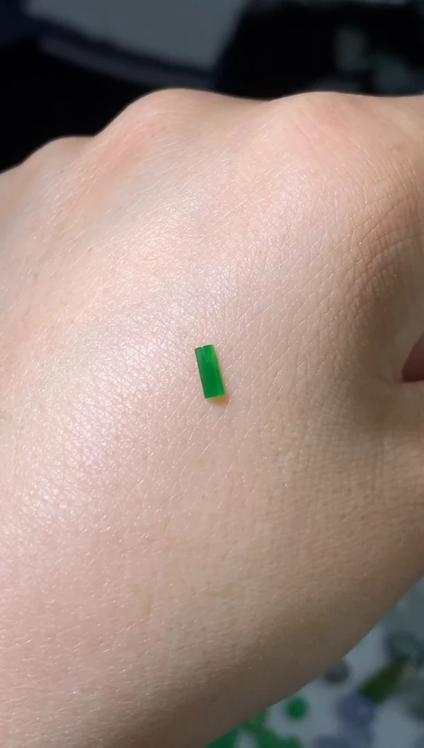未镶嵌定制翡翠毛货