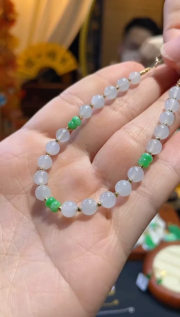 翡翠18K金镶嵌颈饰手链