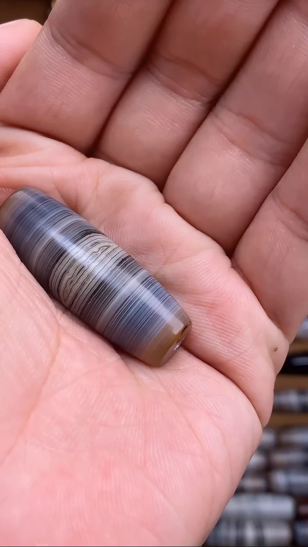 未镶嵌玛瑙/玉髓珠宝奇石1