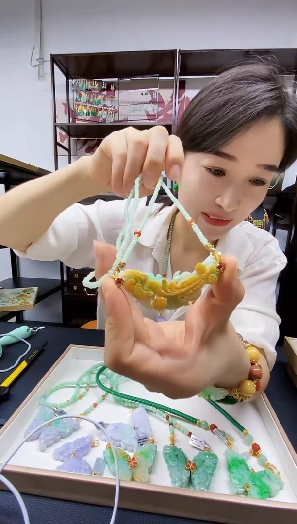 颈饰未镶嵌翡翠翡翠吊坠