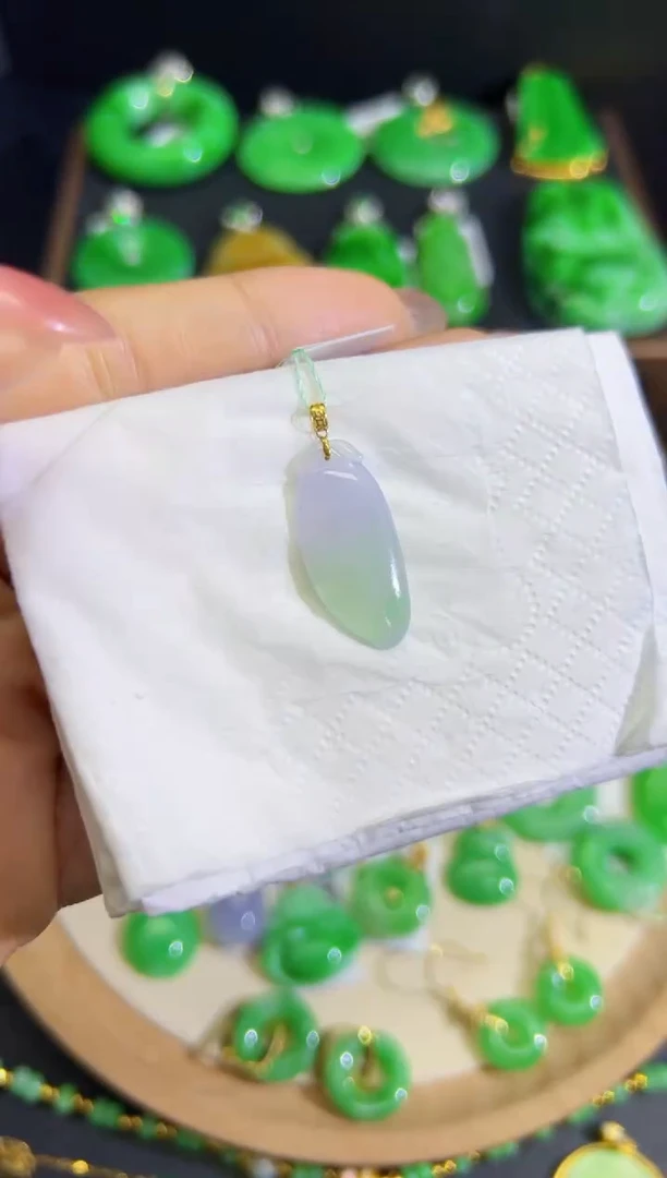 【闪购商品】翡翠颈饰18K金镶嵌Q缅料A货翡翠/支持复检/一件