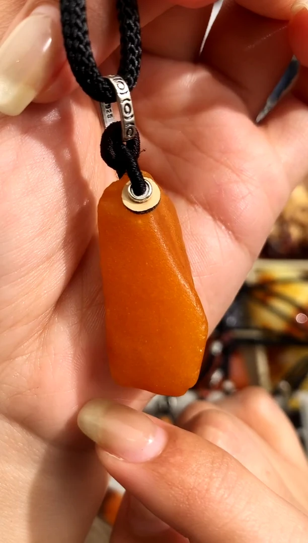 【闪购商品】蜜蜡裸石未镶嵌似玉