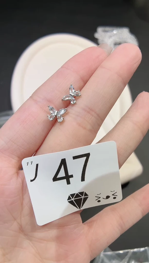 银S925镶嵌耳饰海蓝宝石多样性发一J47