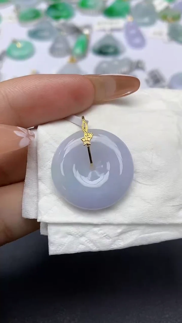 颈饰18K金镶嵌翡翠a货假一赔三支持复检百元上9元证书费自理