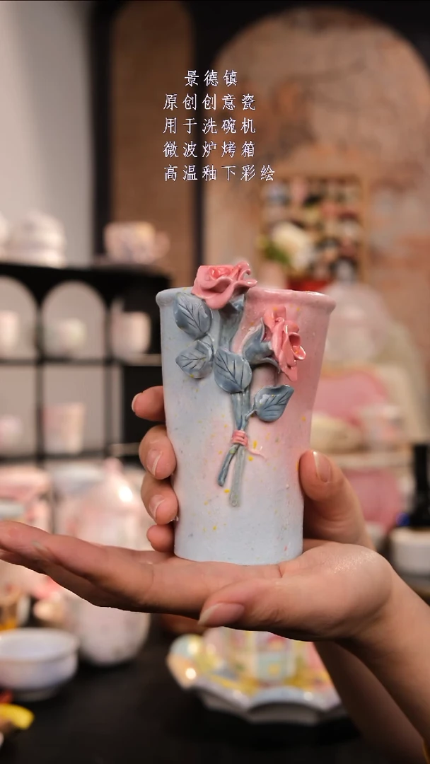 摆件景德镇手工手绘高温釉下彩