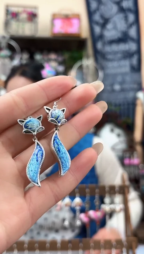 织绣民族风非遗老绣饰品298