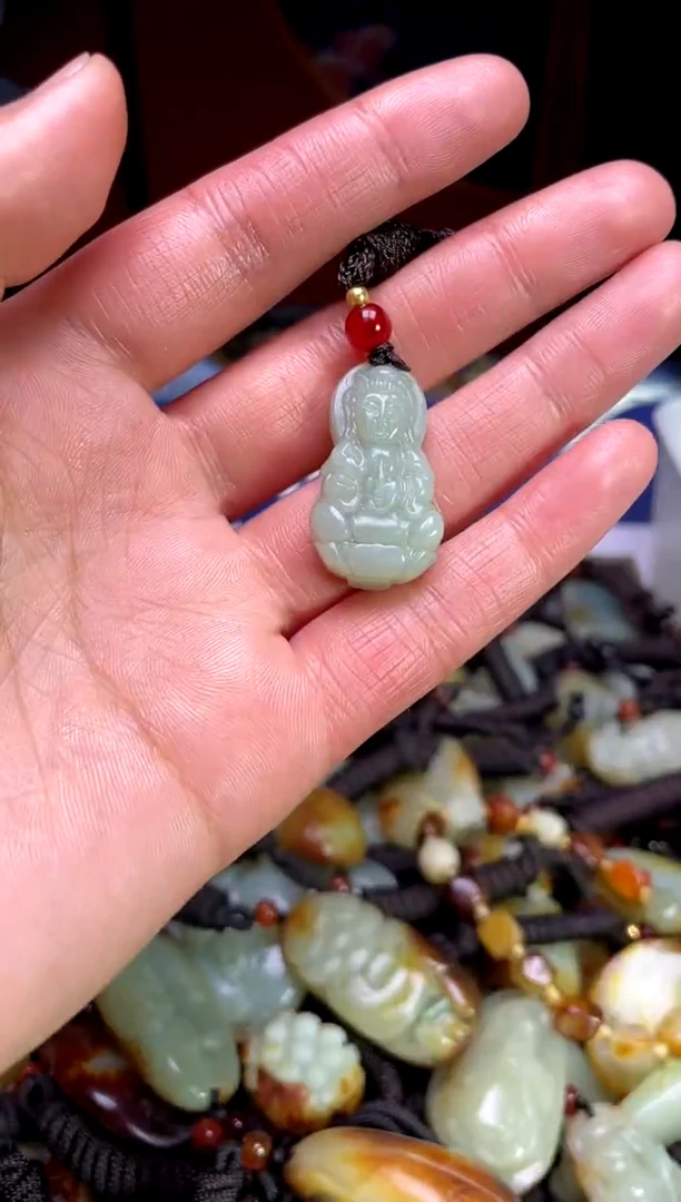 【闪购商品】和田玉颈饰未镶嵌3