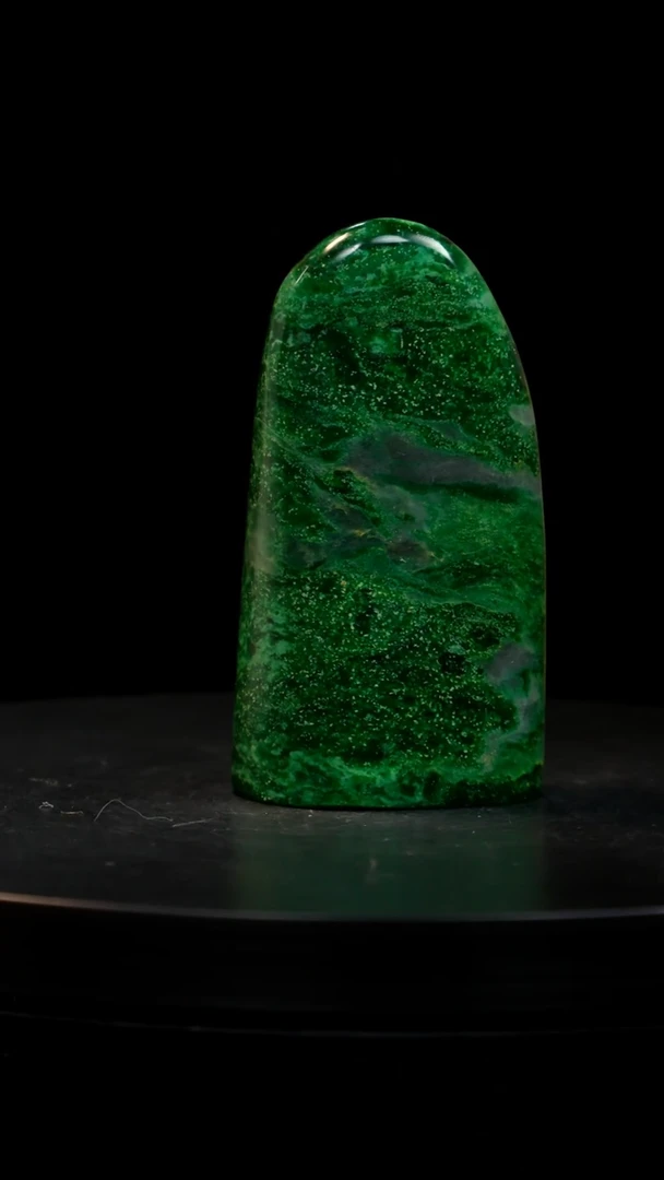 青田石老绿满天星