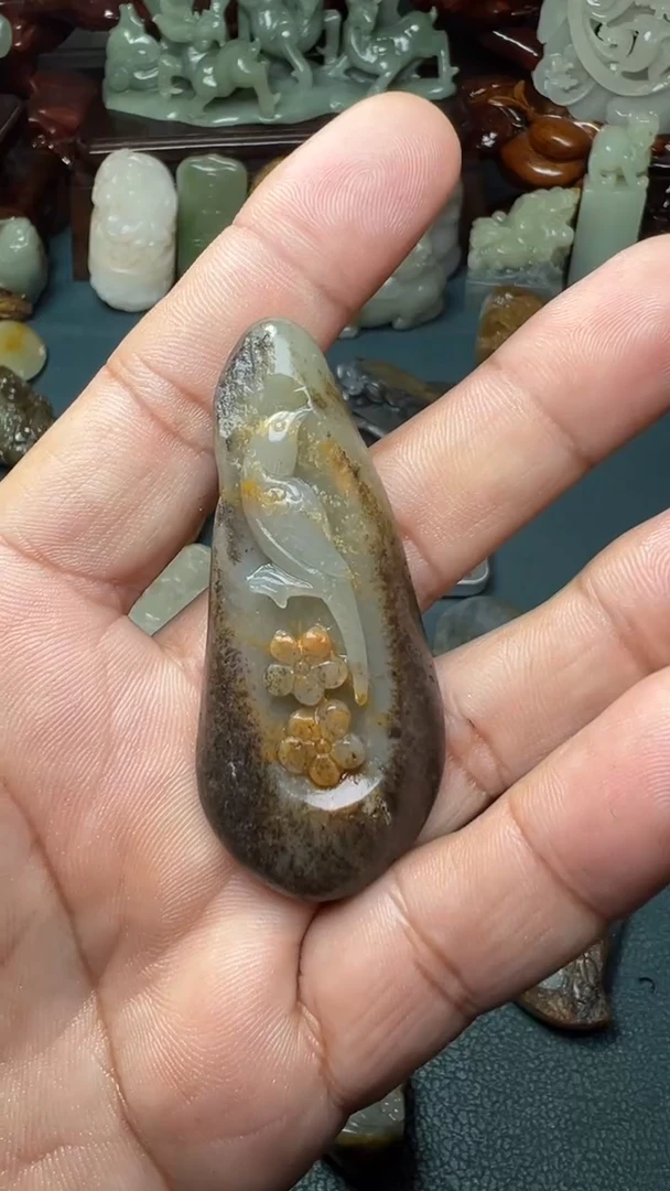 未镶嵌和田玉挂件-