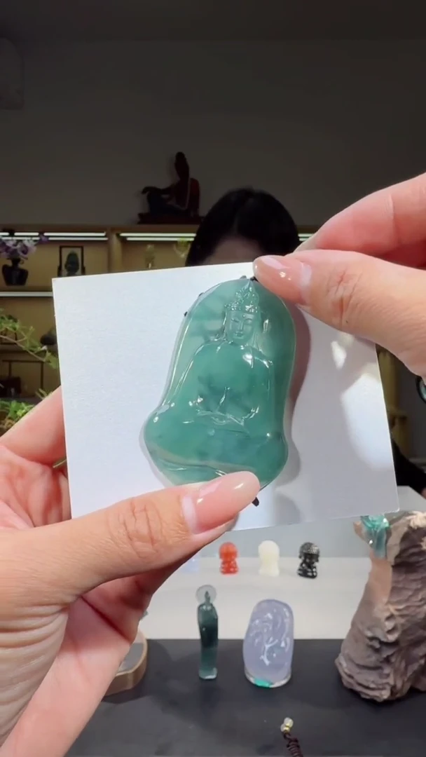 吊坠(不含链)未镶嵌翡翠观音