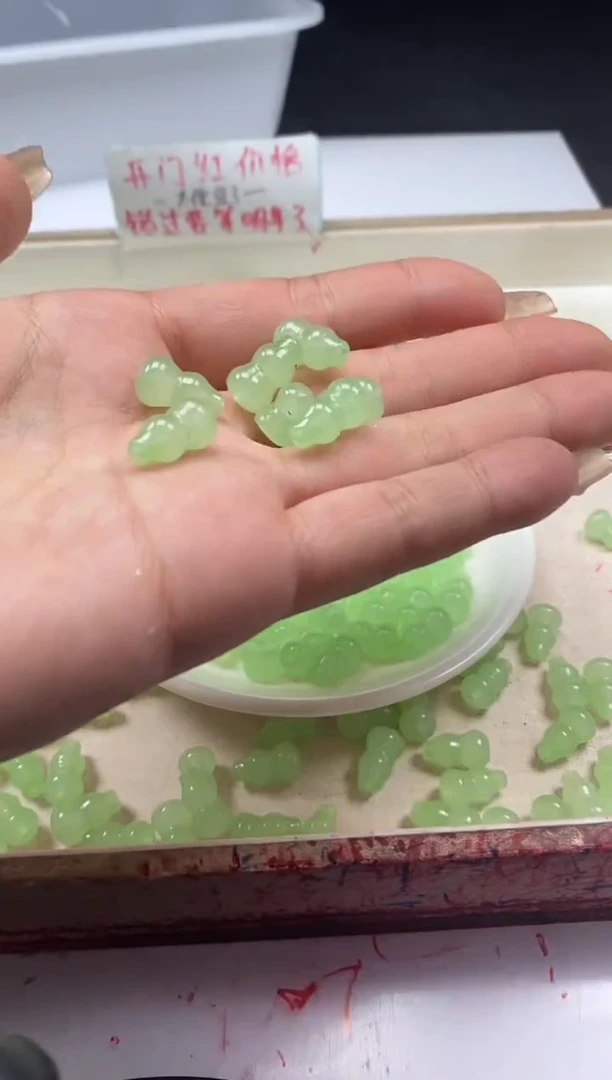 【闪购商品】玛瑙/玉髓颈饰未镶嵌w2326果绿葫芦15*9mm*10颗