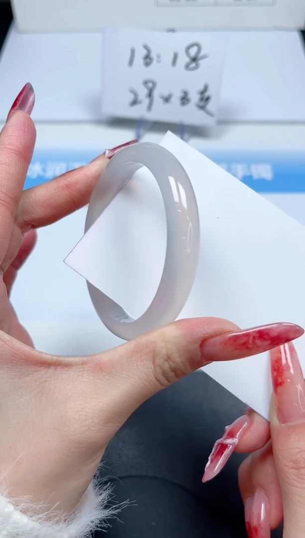 【闪购商品】石英质玉手镯未镶嵌006/54.5