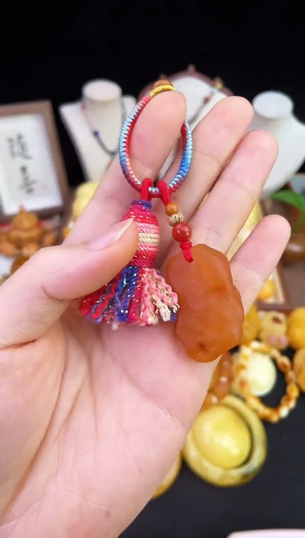 琥珀未镶嵌珠宝奇石柒月