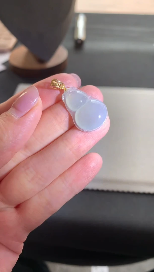 【闪购商品】翡翠挂件未镶嵌葫芦F540