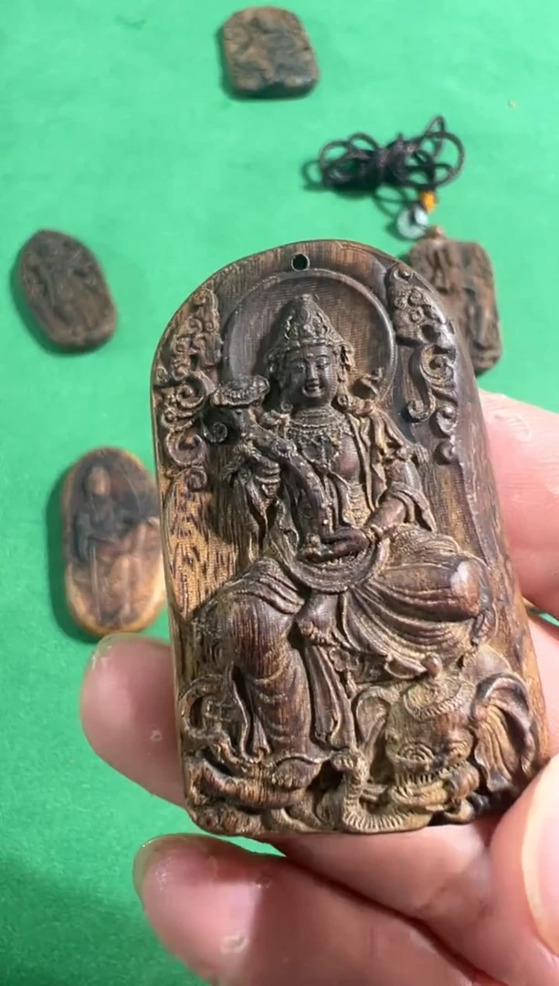 【闪购商品】沉香吊坠103号多样性发一