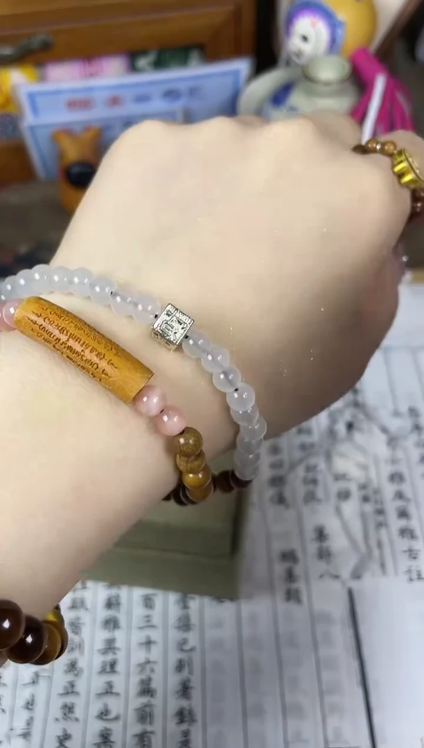 非洲檀香手串/手链菩提木质玉石手串/多发性其一/不带盒子