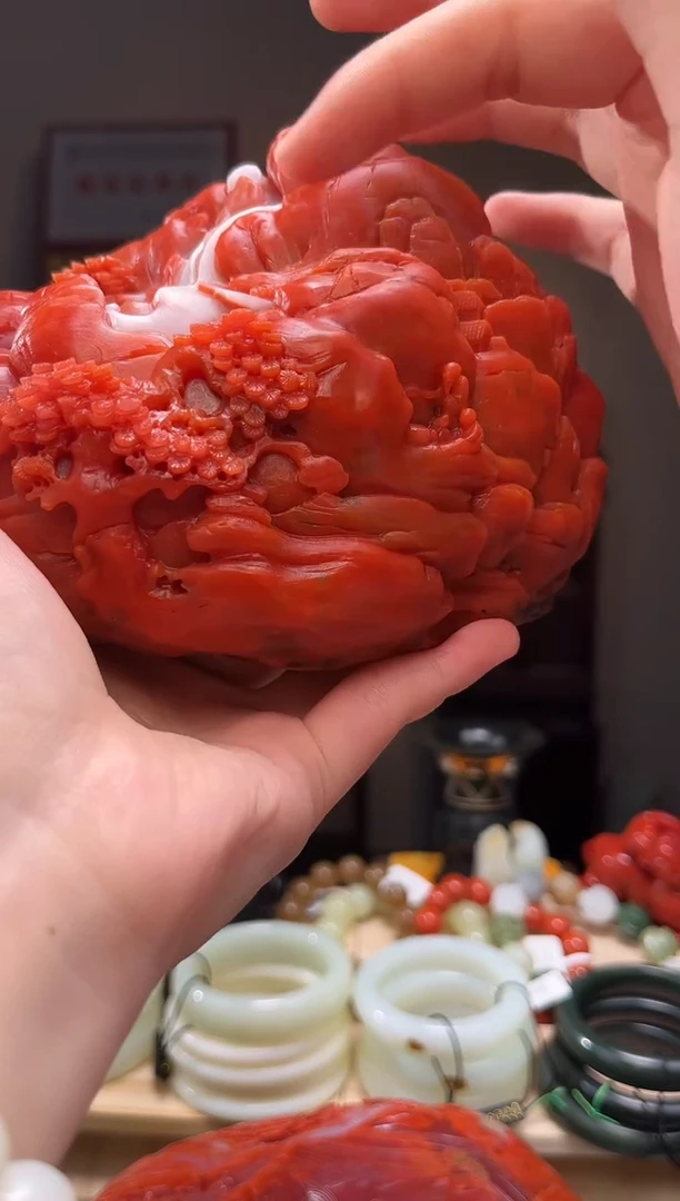 颈饰未镶嵌南红玛瑙蒸***！摆件