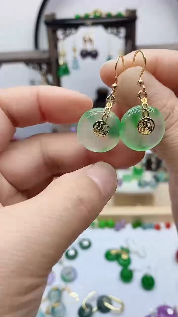 14K金镶嵌石英质玉（天山翠）耳饰206